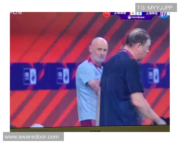 上海足球队实力引发热议球迷对球队表现的不同看法与争论 上海足球队实力引发热议球迷对球队表现的不同看法与争论