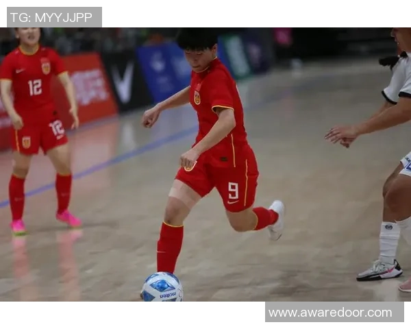 中国足球在国际舞台上的挑战与乌兹别克斯坦的崛起之路分析